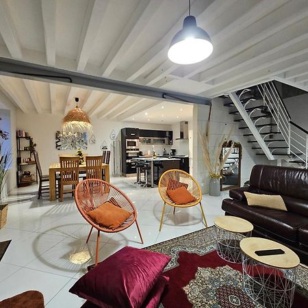 Comme A La Maison Couffy Exteriér fotografie