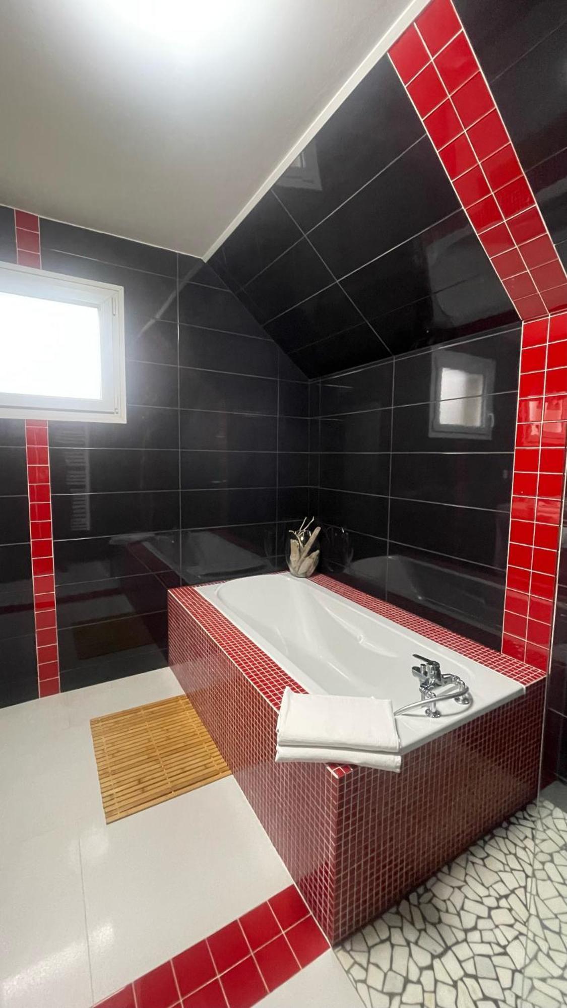 Comme A La Maison Couffy Exteriér fotografie